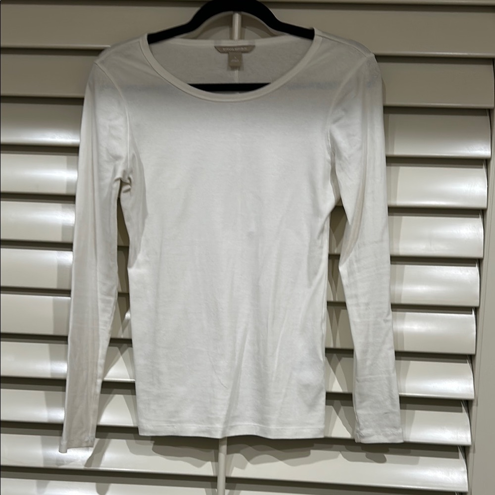 Banana Republic OffWhite/ Cream Fitted Long Sleeve Tee Size S